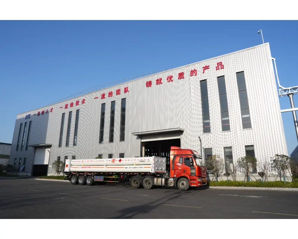 TubeTrailer-Pro-High-Capacity-Gas-Transport-Redefined