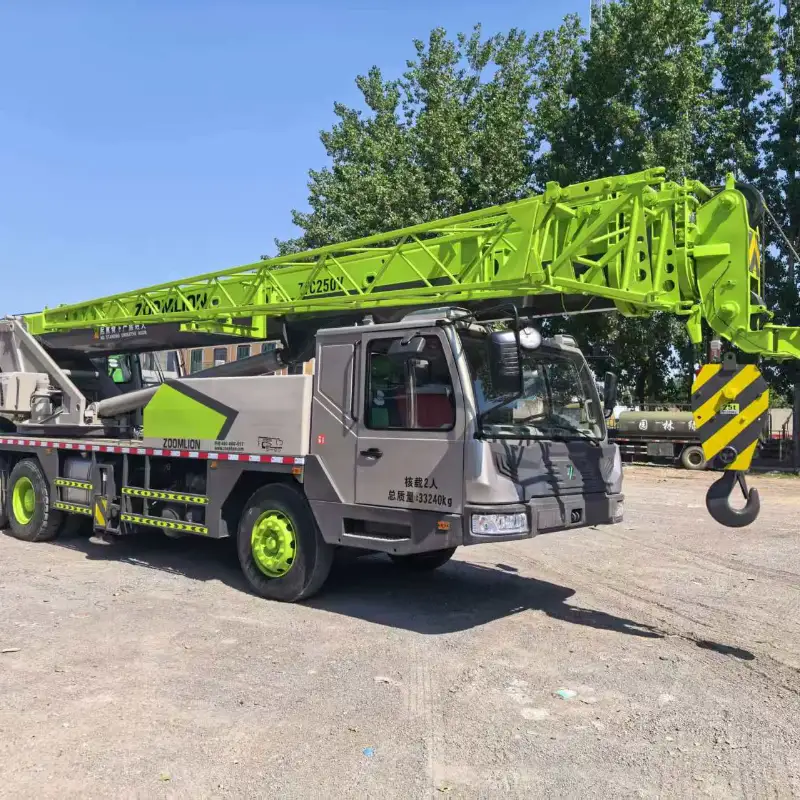 Good Condition Used Zoomlion ZTC250V 25 Ton Hydraulic Truck Crane