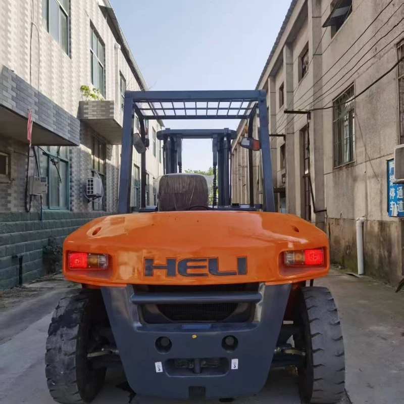 Used Heli 5‑ton diesel forklift for export