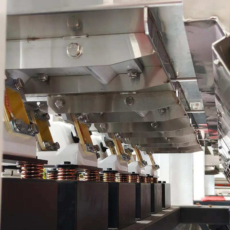 Feeding vibrator of APEX NIR Optical Sorter for Premium Recycled Cold Washed Plastic