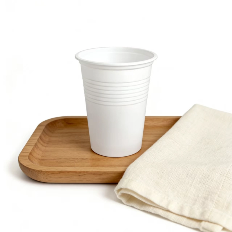 12 oz Maisstärke, weißer Becher 2