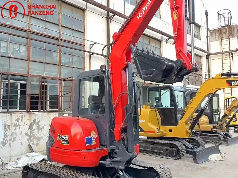 Excavadora Kubota KX155, equipo de microoperación de alta precisión