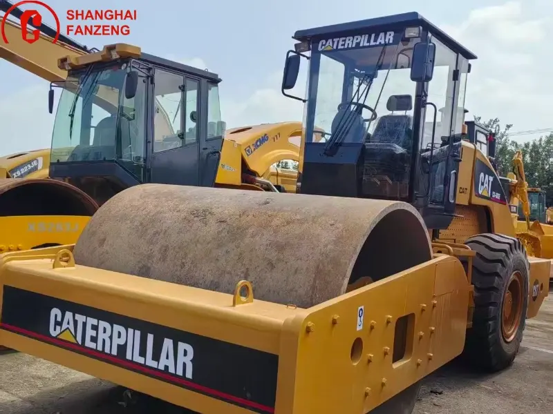 Caterpillar 683E Roller