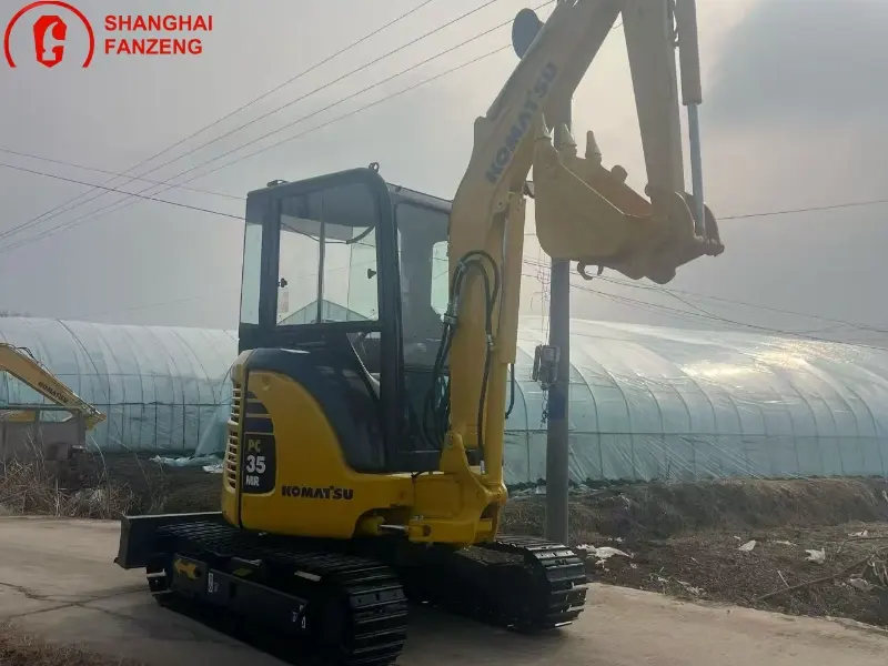 Komatsu 35 Excavator