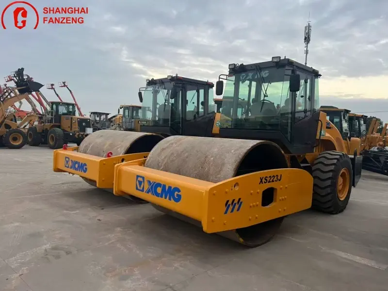 XCMG XS223J Vibratory Roller