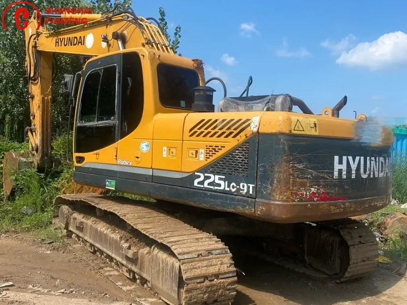 Hyundai 225LC-9 Crawler Excavator
