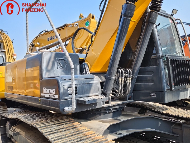 XCMG XE215 0.9m³ Crawler Excavator Bucket Isuzu Engine