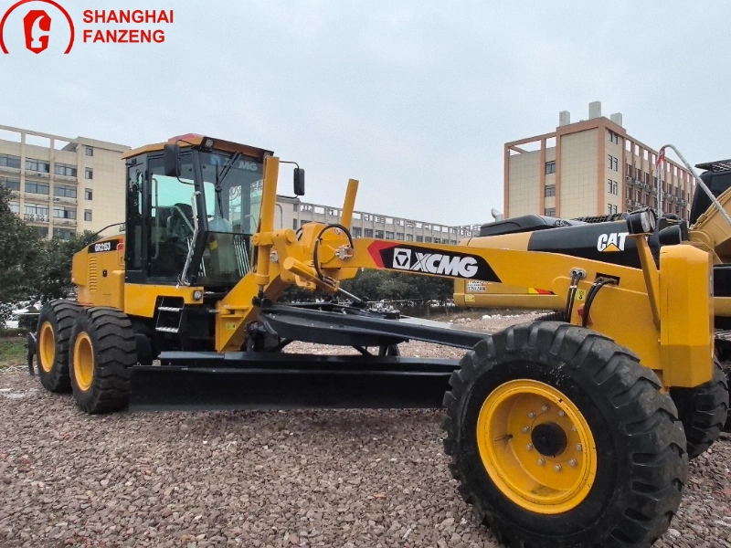 Used XCMG GR2153 Motor Grader 164kW High Power Land Leveling