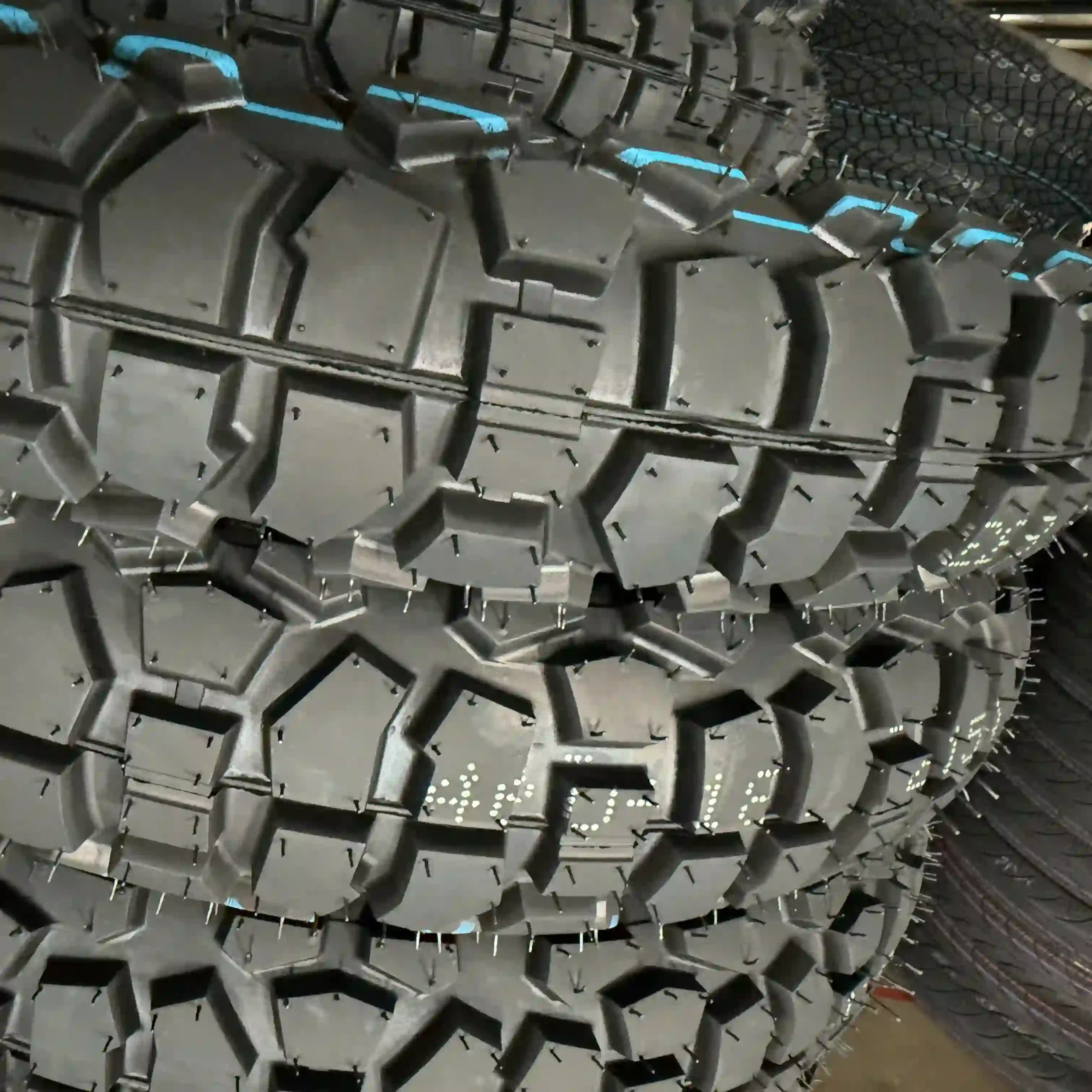 Cheap Natural Rubber 275-17 Motorcycle Tubes Motor Tire for Sale