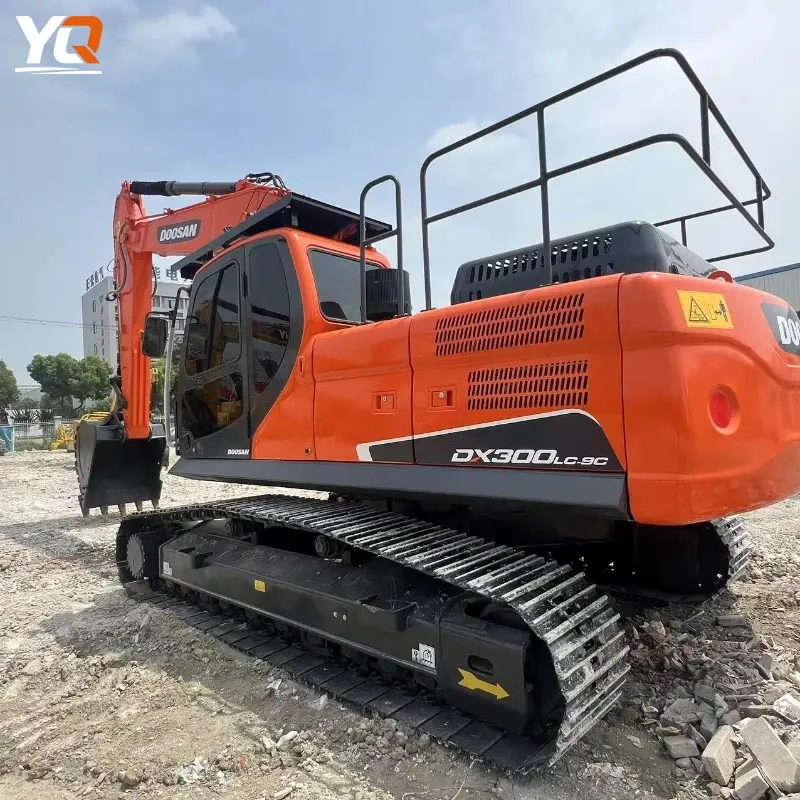 High Cost Performance Large Used Doosan DX300 Crawler Excavator