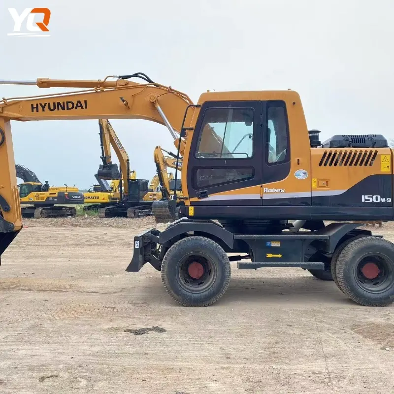 Second Hand Hyundai 150 Wheel Excavator Flexible Operation Low Price