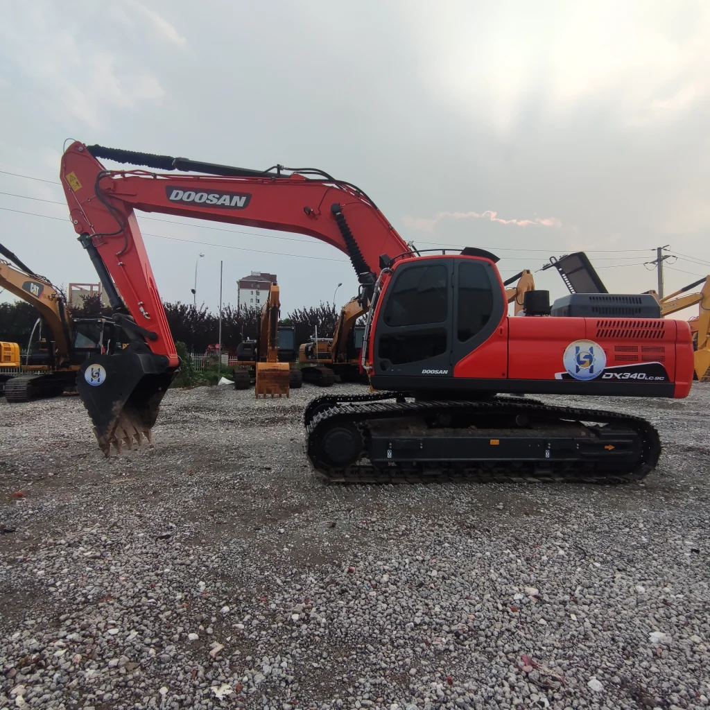 second hand excavator  doosan 340 beautiful appearance good condition 