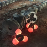 Metal mold to make mill balls