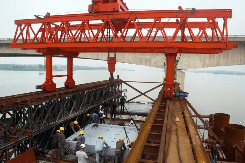 Correa de acero para puente