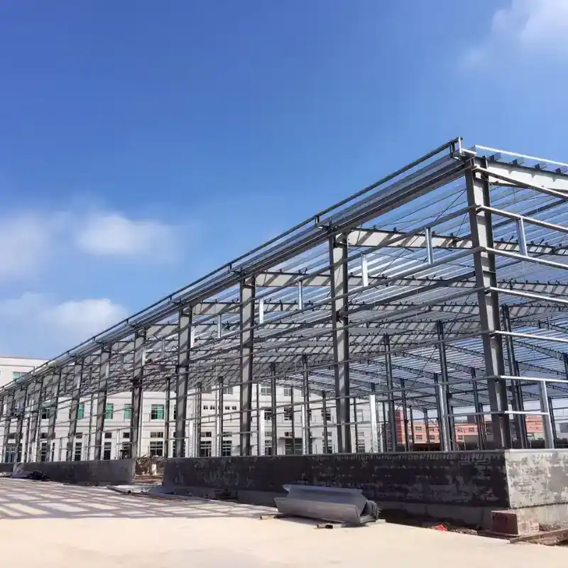 Structure en acier préfabriquée