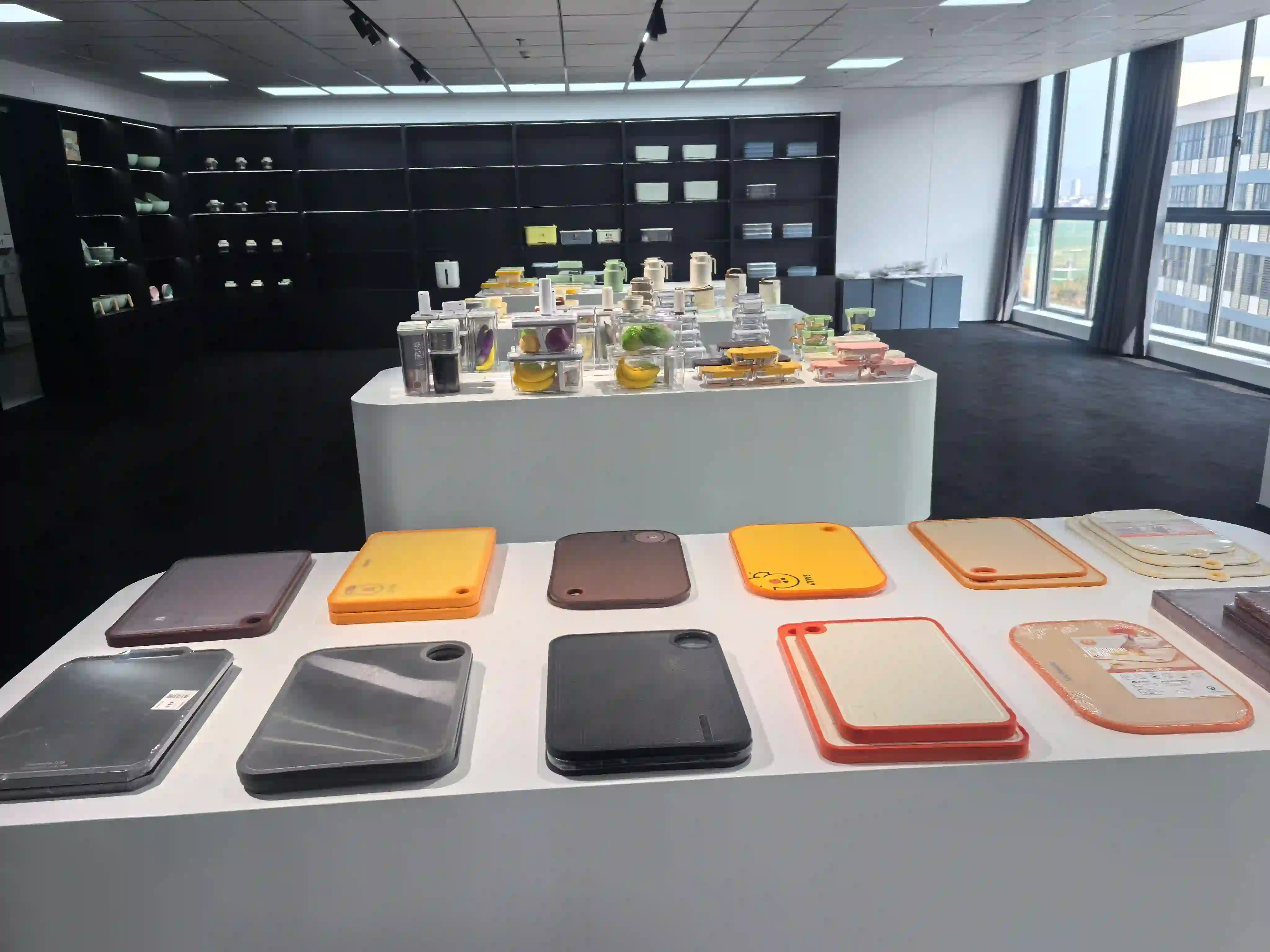 HOMIE Oven-Safe, Leak-Proof Glass Food Containers—featuring a premium textured design, these are ideal for glamping and outdoor adventure dining; suitable for microwave heating and vacuum sealing. Factory-direct wholesale vacuum preservation boxes, refrigerator food storage jars, round glass sets, milk powder jars, and leak-proof sealed containers.