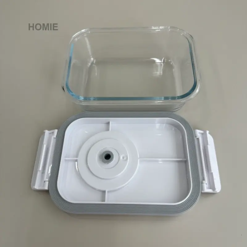 This 630ml vacuum container keeps fruits fresh for longer. A simple press creates a -35kPa seal that removes excess air, keeping oxygen away from your food so fruits, jams and cheese stay fresh for longer. And because it's made from durable borosilicate glass, it handles both dishwasher and microwave with ease — clean it without fuss, reheat without worry. Simple to use, made to last, it's the everyday companion your kitchen deserves. We offer OEM and ODM services, including custom logos, packaging, and colors.