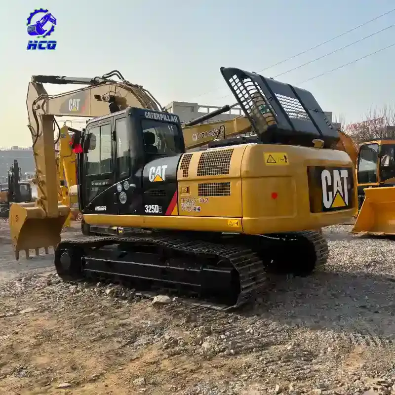 Used CAT 325D excavator rear view - full visual inspection for used excavator buyer checklist