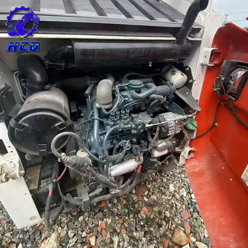 bobcat-s185-carregadeira-deslizante-usada-07