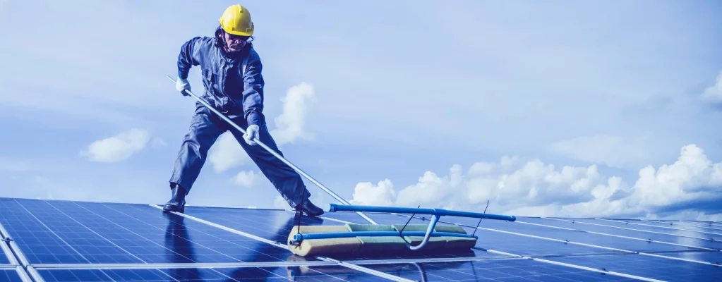 Photovoltaic Cleaning O&M Services