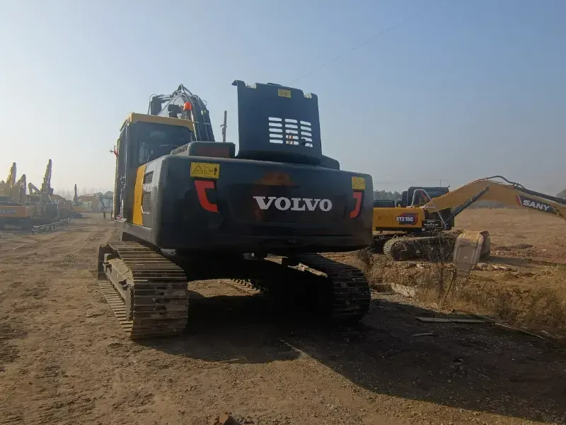 VOLVO 240 BCACK cab used excavator construction machinery wholesaler