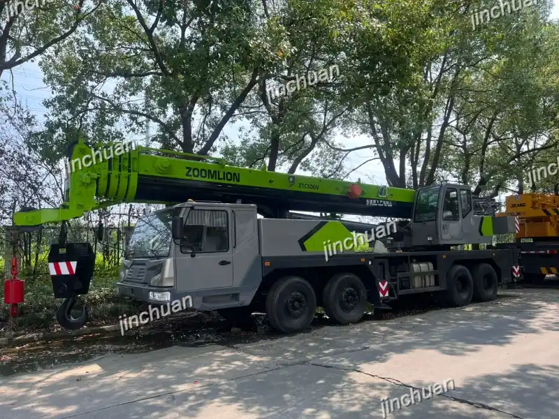 used ZOOMLION 50 ton crane ZTC500V