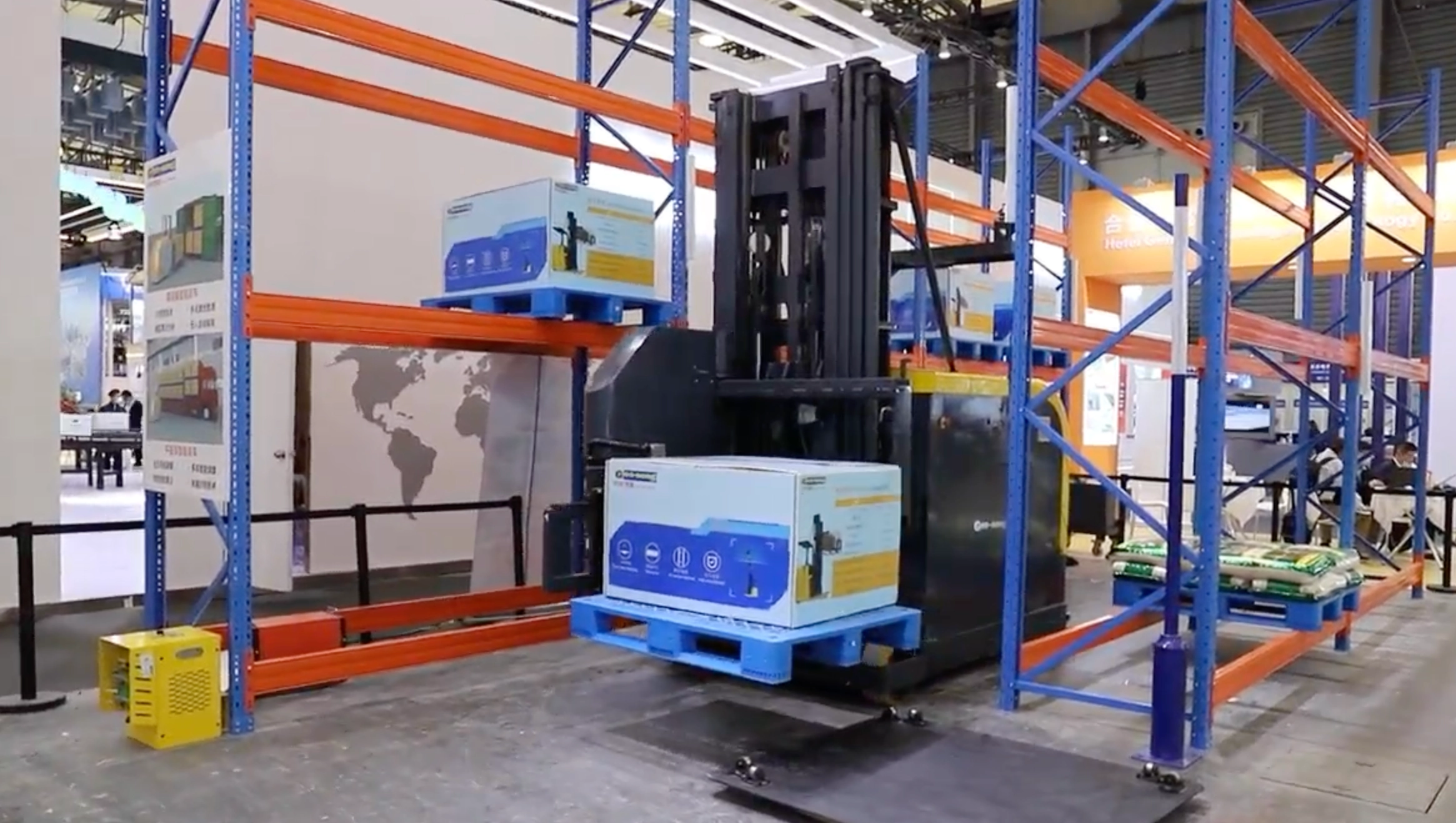 Three-Way VNA Forklift