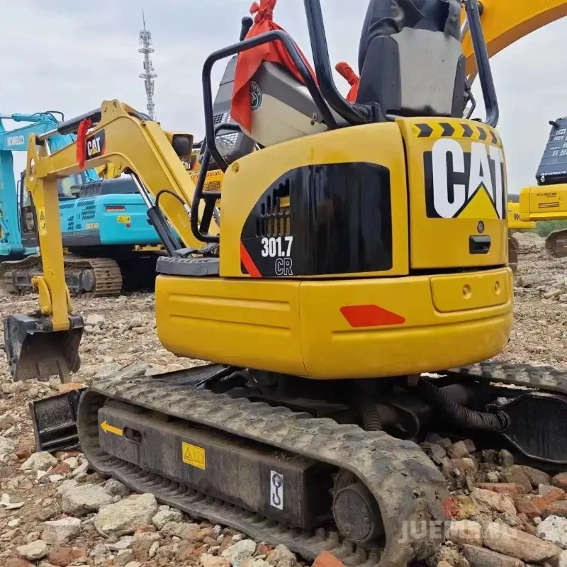 Used Caterpillar 301.7 excavator