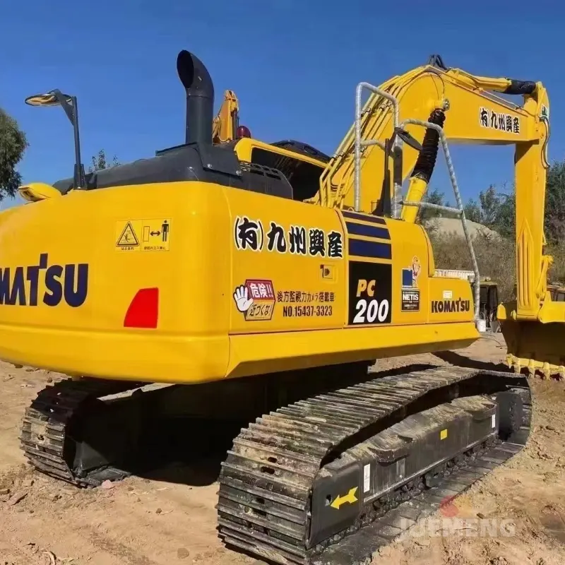 Used Excavator Komatsu 200-8