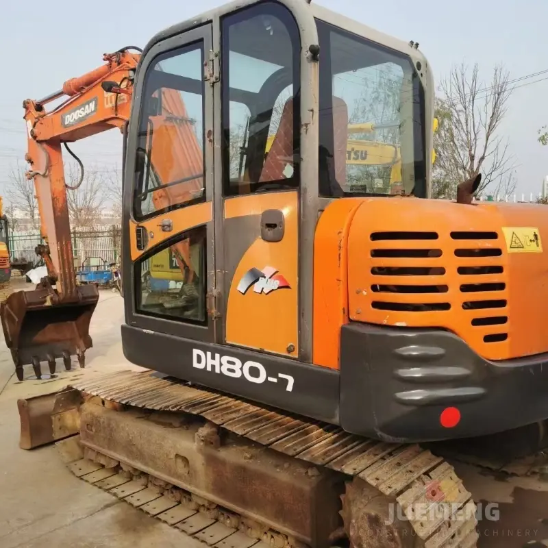 Used Excavator Doosan DH80