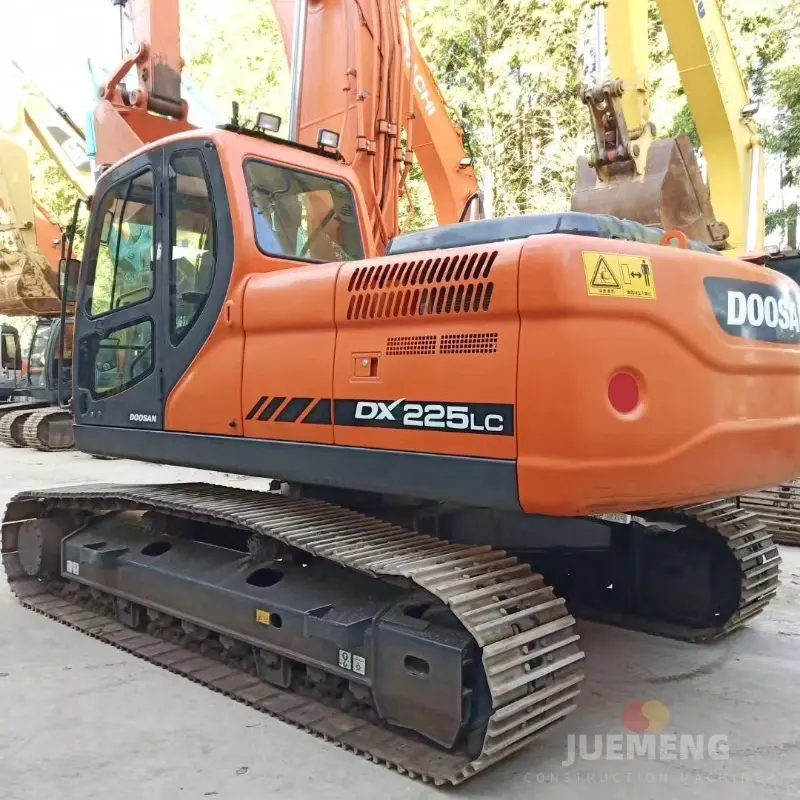 Used Excavator Doosan DX225LC