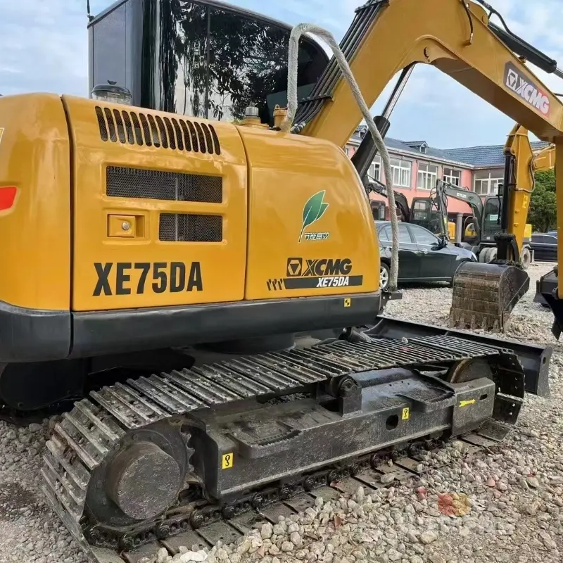 Used Excavator Xcmg XE75DA (