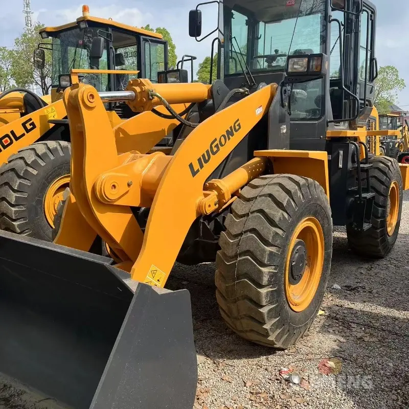 Used Loader 835