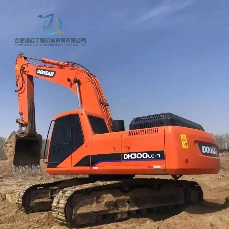 Medium Crawler Excavator DOOSAN DH300LC-7 Used Construction Equipment