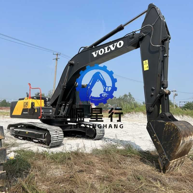 Second Hand Volvo EC240 Excavator in Stock62303-1