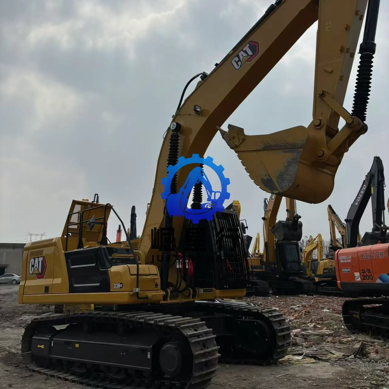 second-hand excavator caterpillar320gc in factory for sale with good condition62317-5