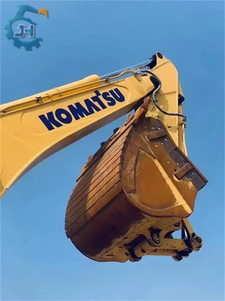 Used Komatsu390 crawler excavators