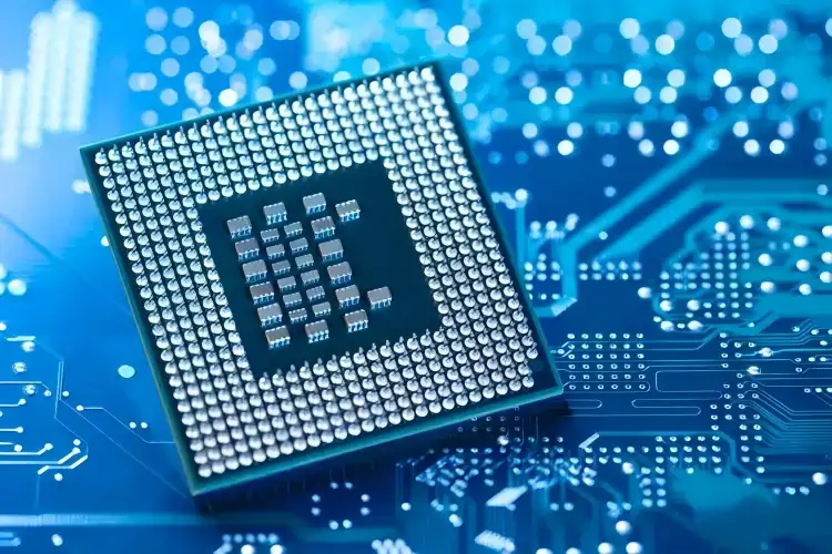 Novel ultrathin semiconductor structure can balance low leakage current and high performance