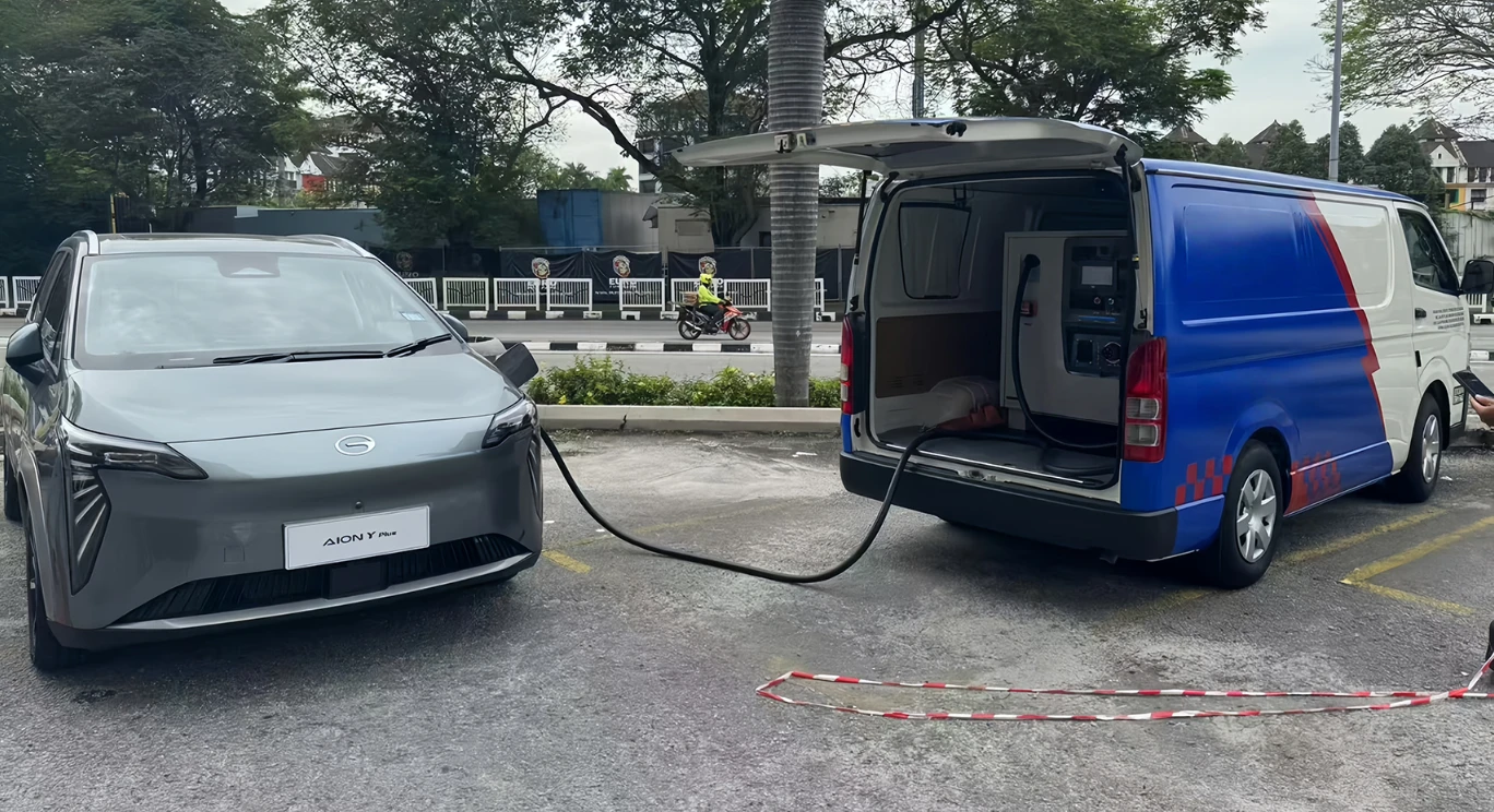 Mobile Charging & Roadside Rescue Solutions