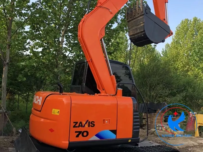 Hitachi ZX70 Small Crawler Excavator