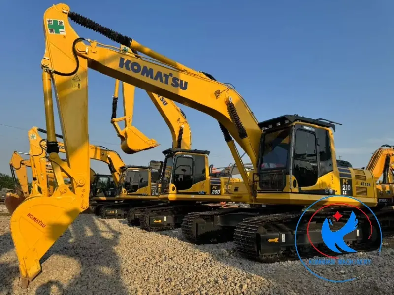 High Efficiency Komatsu PC210 Earthmoving Machinery