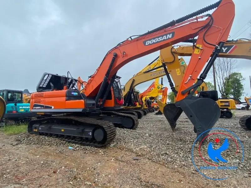 Used Doosan DX225LC-9C Excavator