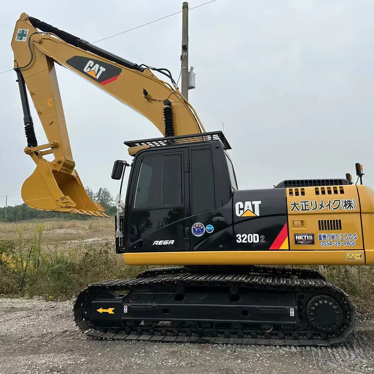 second-hand Komatsu PC200 excavators