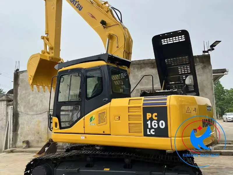 Б/у тяжелый карьерный экскаватор Komatsu PC160