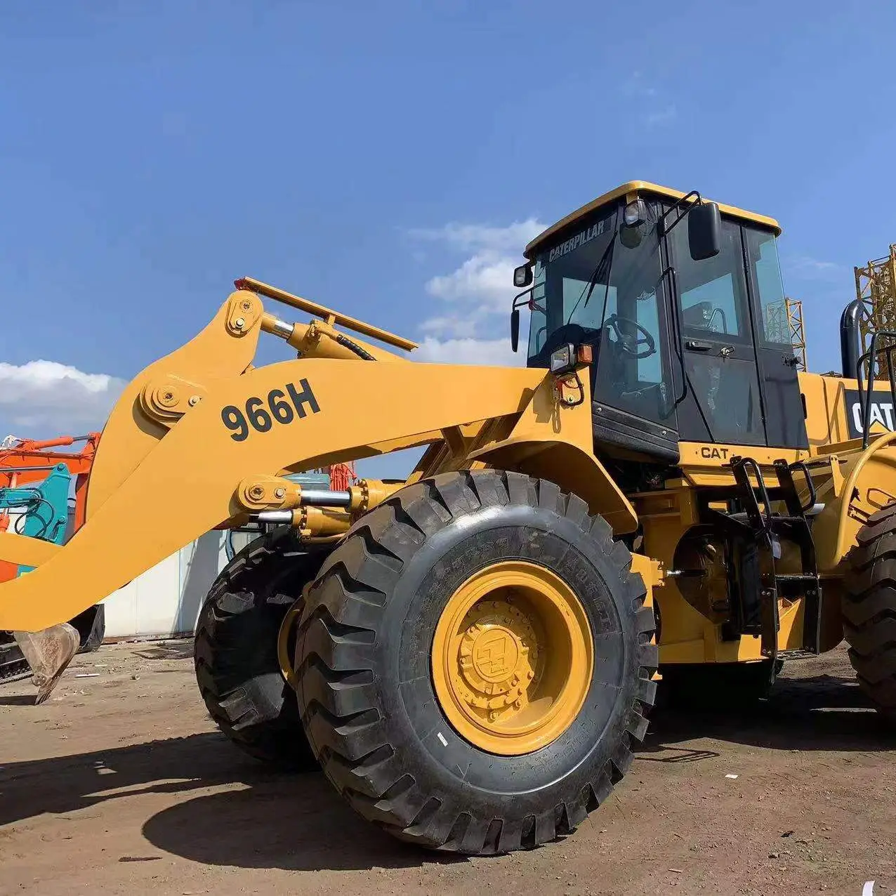 Used Loader 966H