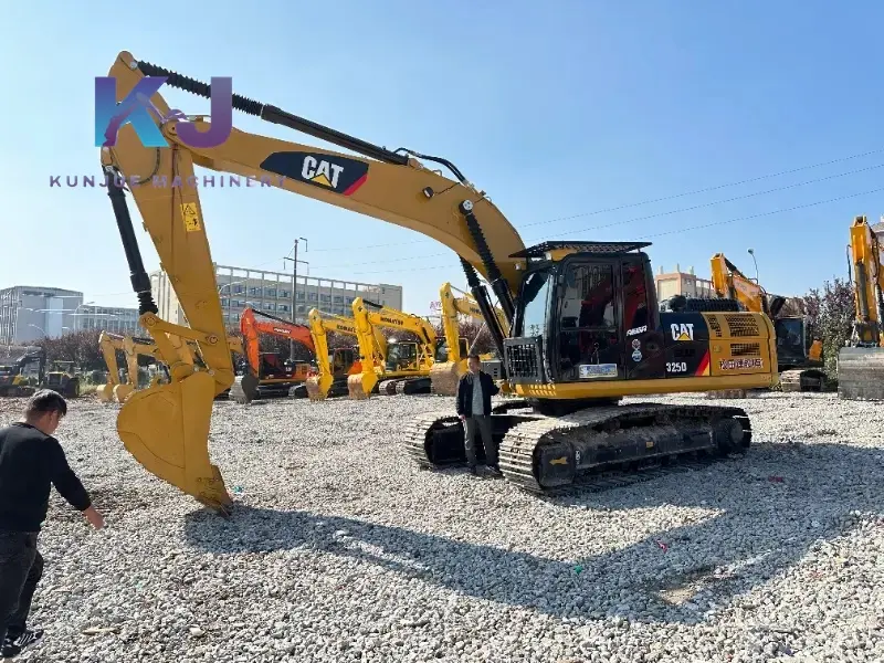 Cat 325D excavator