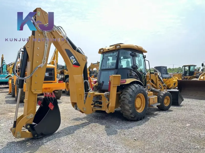 Retroexcavadora Caterpillar 420F de alto precio y bajo consumo de energía en muy buen estado