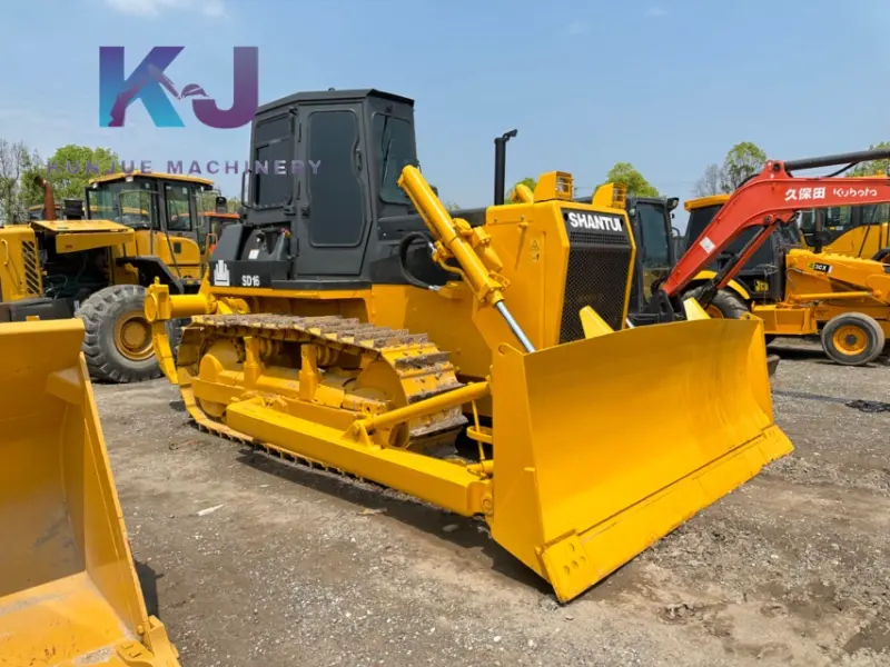 Vente chaude bulldozer SHANTUI SD16 d'occasion avec temps de travail court