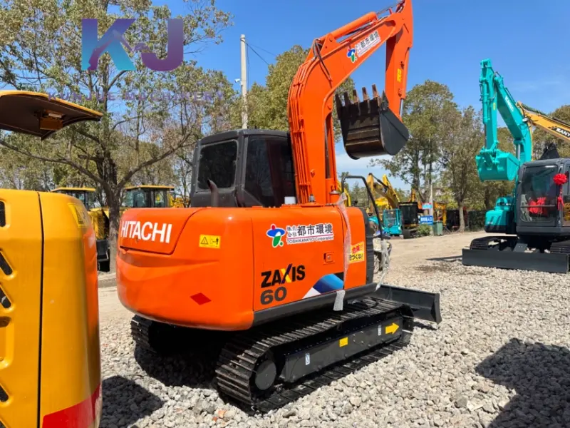 Escavadeira Hitachi Mini ZX60 usada de segunda mão no Japão