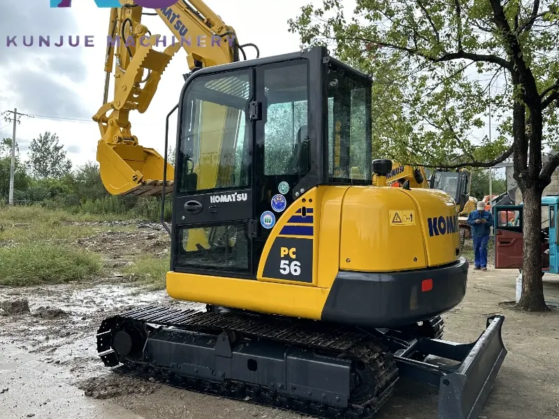 Pelle Komatsu pc56 d'occasion